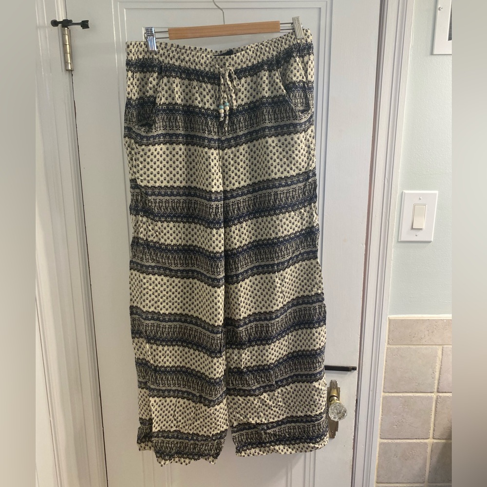 Billowy, wide-legged cotton pants with striped bohemian pattern